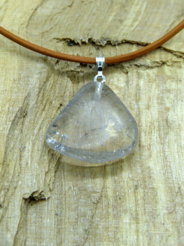 Bergkristall mit Silberöse, 3 Stück