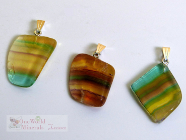 3 Fluorit Schmuckanhänger, mit Silberöse, Einzelstücke