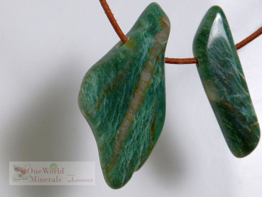 Fuchsit-Quarz , Australien, 2 Anhänger, gebohrt, Unikate