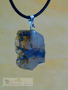 Preview: Dünner Labradorit Schmuckanhänger - handgeschliffen, mit Silberöse - ein Einzelstück