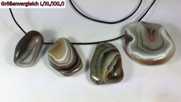 Achat grau gebändert Größe J, Botswana, gebohrt