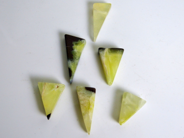 Preview: Prehnit Schmuckanhänger,  6 Stück