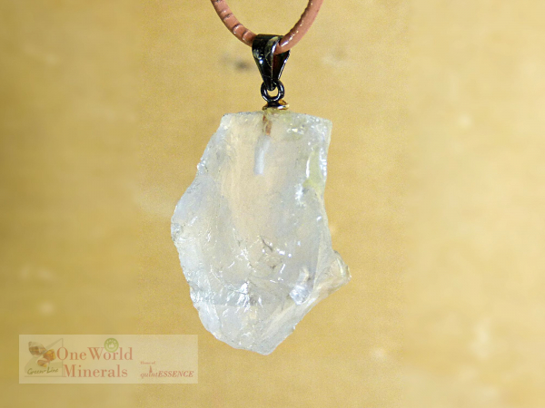 Himalaya Bergkristall Anhänger mit Silberöse, Einzelstück