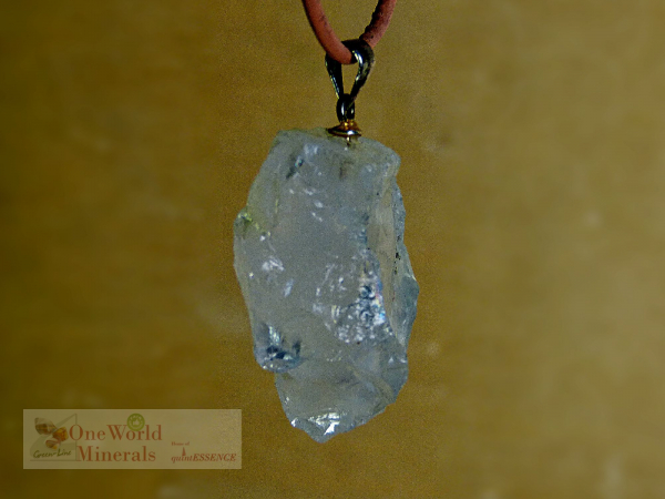 Himalaya Bergkristall Anhänger mit Silberöse, Einzelstück