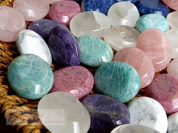 Handgeschliffene Amazonit Handschmeichler (Madagascar)