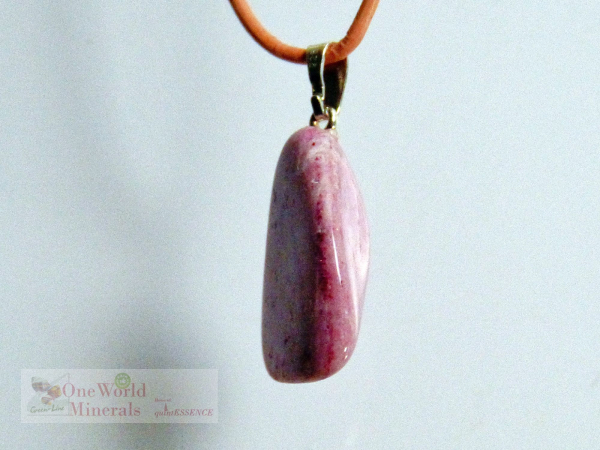 Piemontit-Muskovit mit Silberöse - Einzelstück