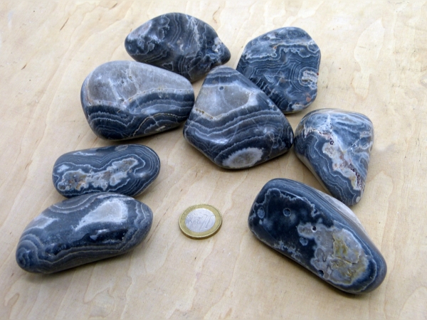 Ashburton Agate, große Trommelsteine, im Lot