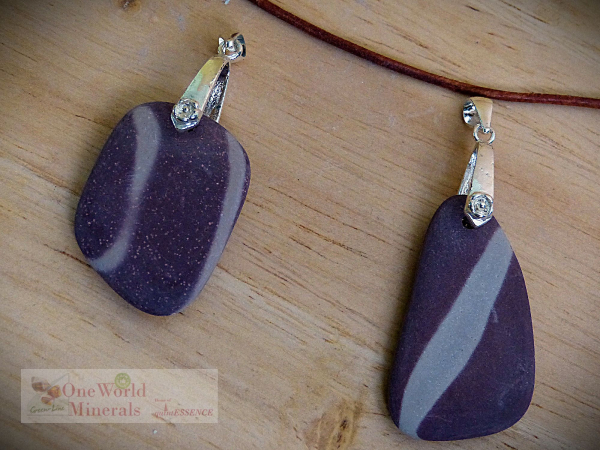 2 Zebrarock aus Australien, mit Silberclip, Einzelstücke