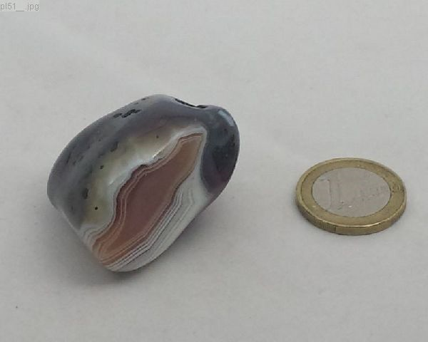 Größerer "redcore" Achat , "Nut", Botswana